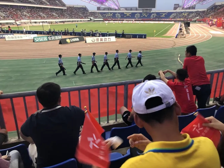 Ning回归赛场，赛事规则更新首场状态亮眼，瑞士队观众沸腾！的简单介绍