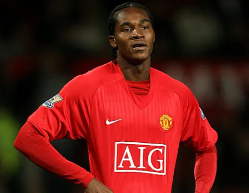 德罗巴迎来十赛季高光表现，曼联球迷沸腾！的简单介绍